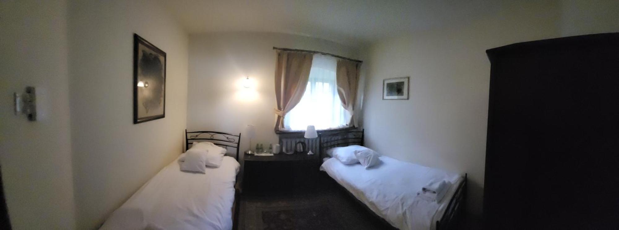 Bed and Breakfast Zamek Na Wodzie W Wojnowicach Wojnowice  Экстерьер фото