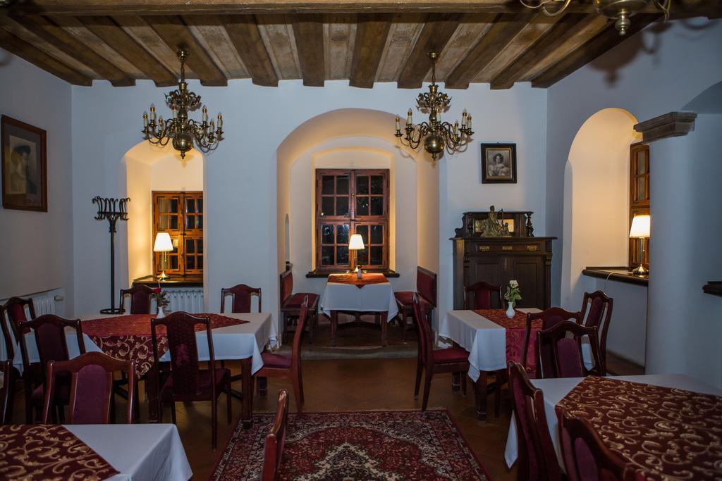 Bed and Breakfast Zamek Na Wodzie W Wojnowicach Wojnowice  Экстерьер фото